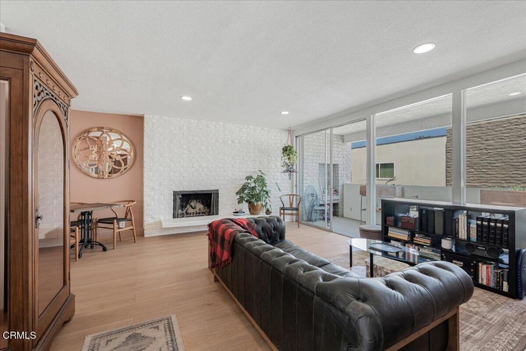 1357 Edgewood Way
