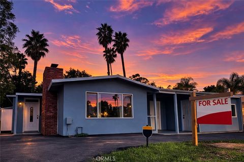 305 Civic Center Drive Vista CA 92084