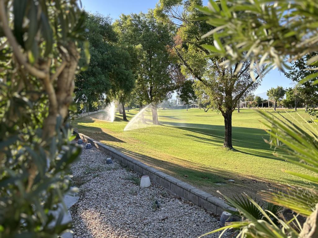 Suncrest Country Clb - Manufactured In Park
