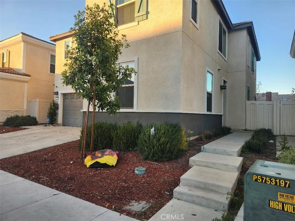 938 W Jasmine Way