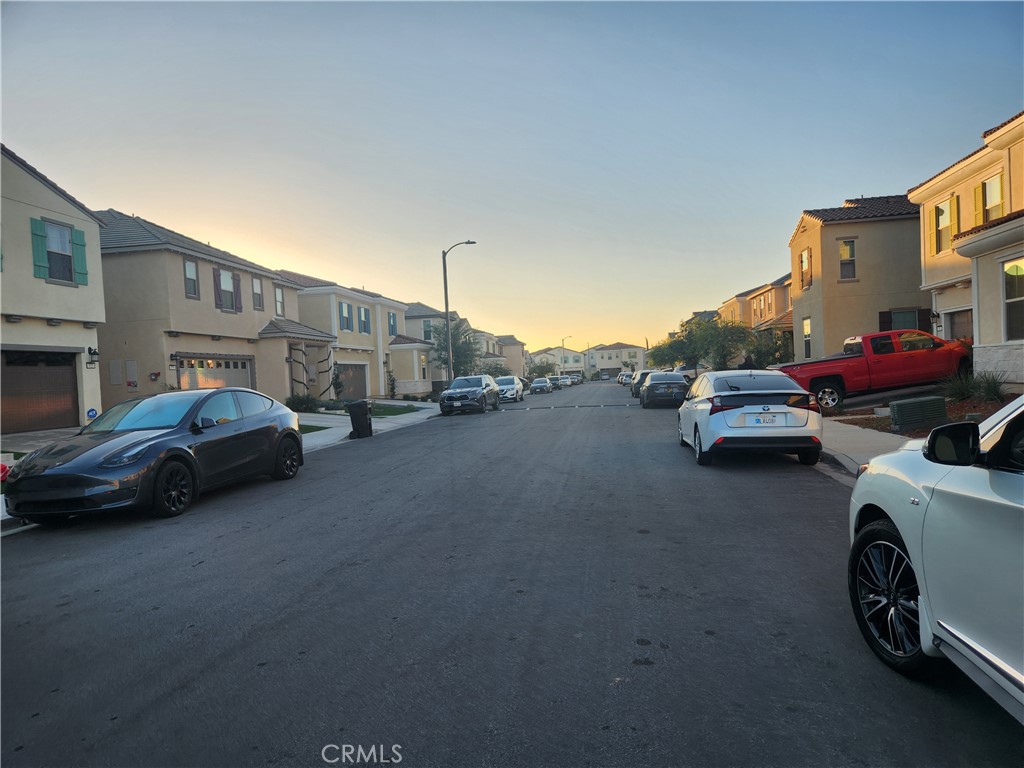 938 W Jasmine Way