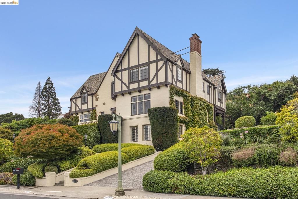 Photo of 5710 5710 Margarido Dr Dr, Oakland, CA 94618 (MLS # 41125784)