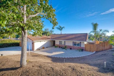 931 La Rue Fallbrook CA 92028