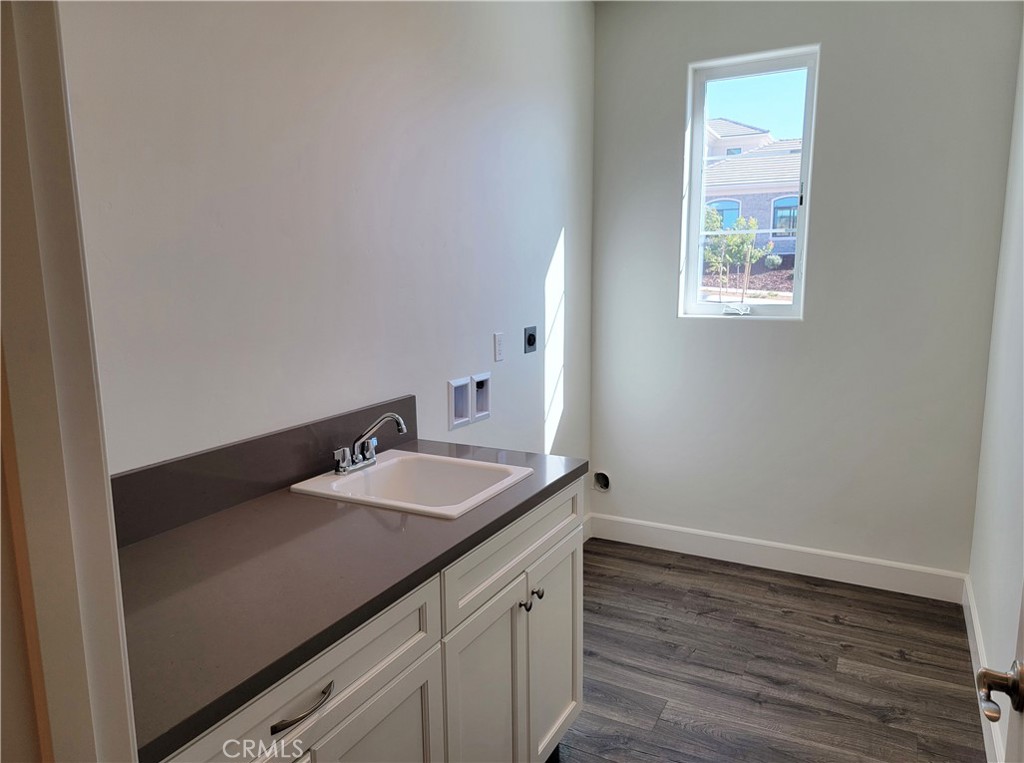 The Reserve at River Oaks - Residential