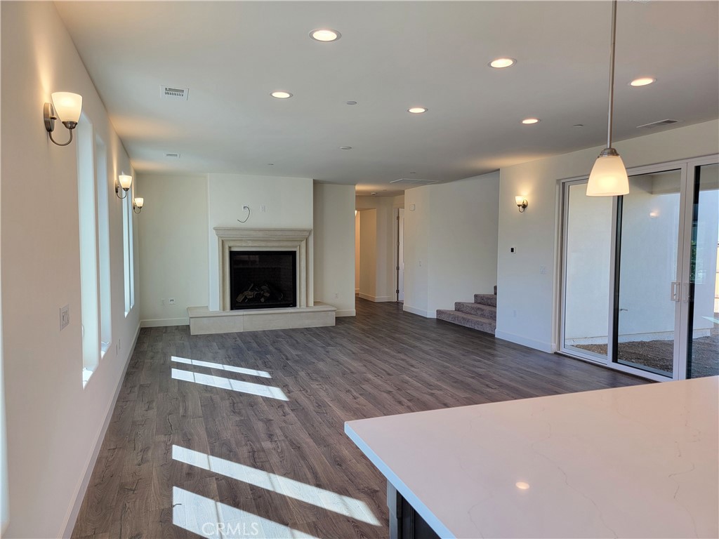 The Reserve at River Oaks - Residential