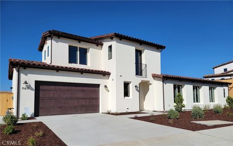 Tiny photo for 707 Manor Lane, Paso Robles, CA 93446 (MLS # NS25270899)