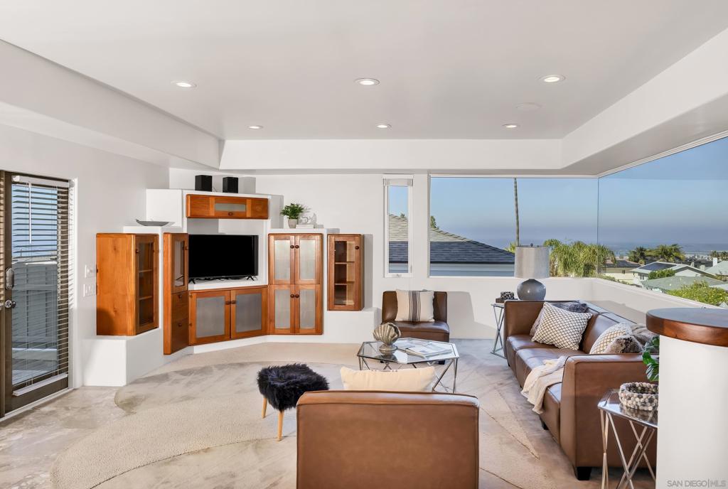 Ocean Beach - Residential