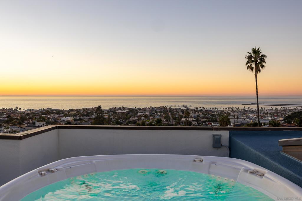 4527 Narragansett Ave