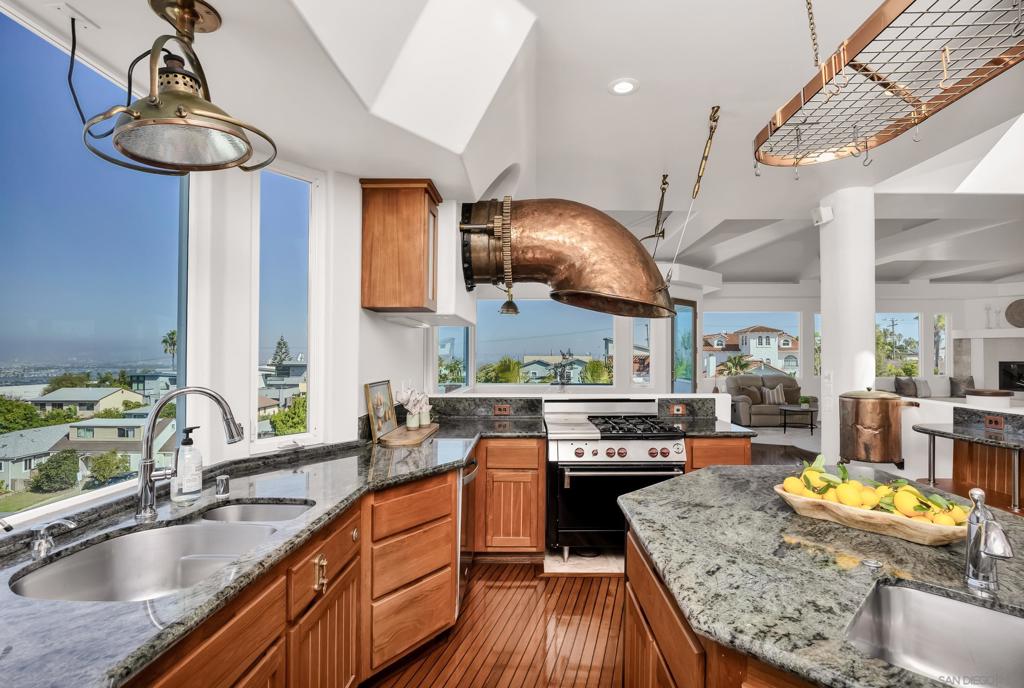 Ocean Beach - Residential