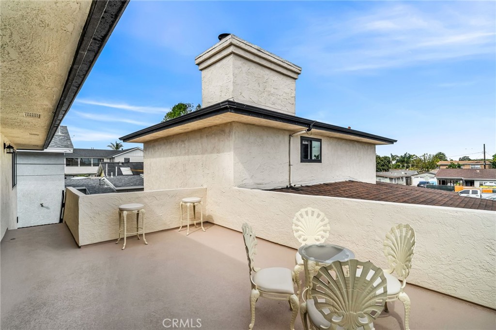 185 Costa Mesa Street B