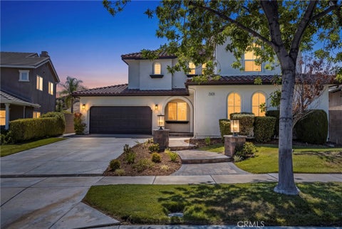 Photo of 25628 Chase Avenue, Stevenson Ranch, CA 91381 (MLS # GD26202518)