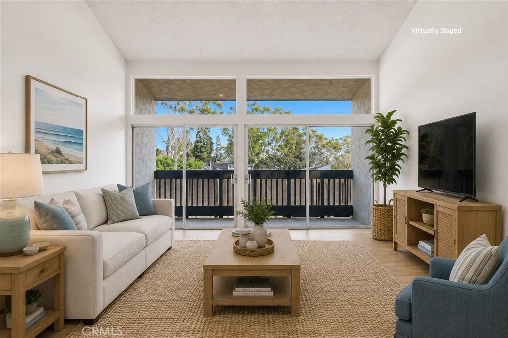 802 Camino Real 303, Redondo Beach CA 90277