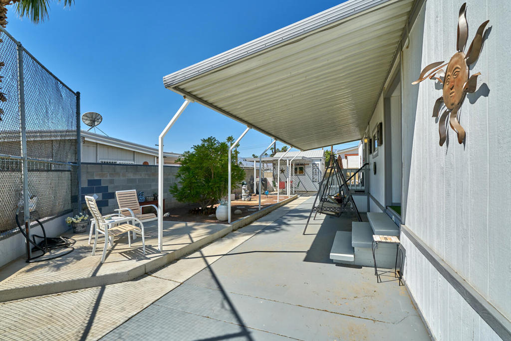 Tri Palm Estates - Manufactured In Park