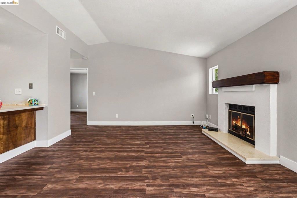 1303 Crane Dr
