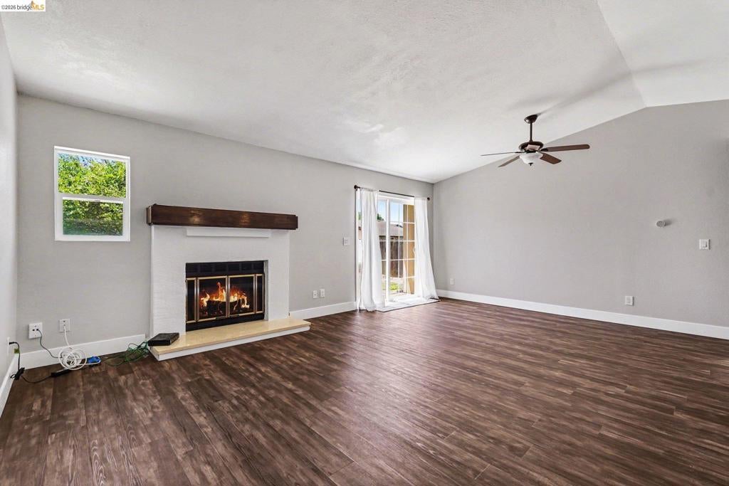 1303 Crane Dr