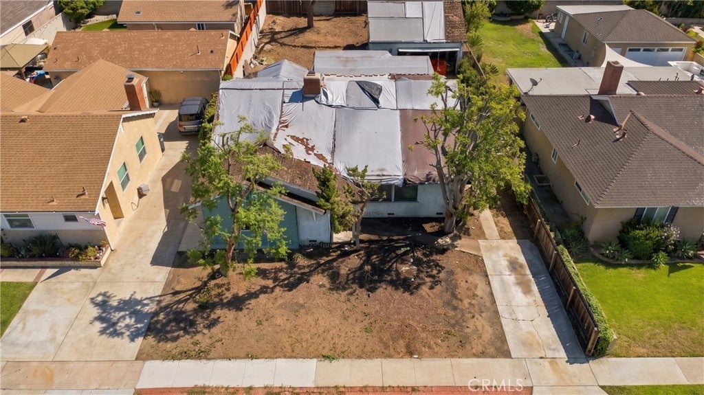 12532 Woodland Lane