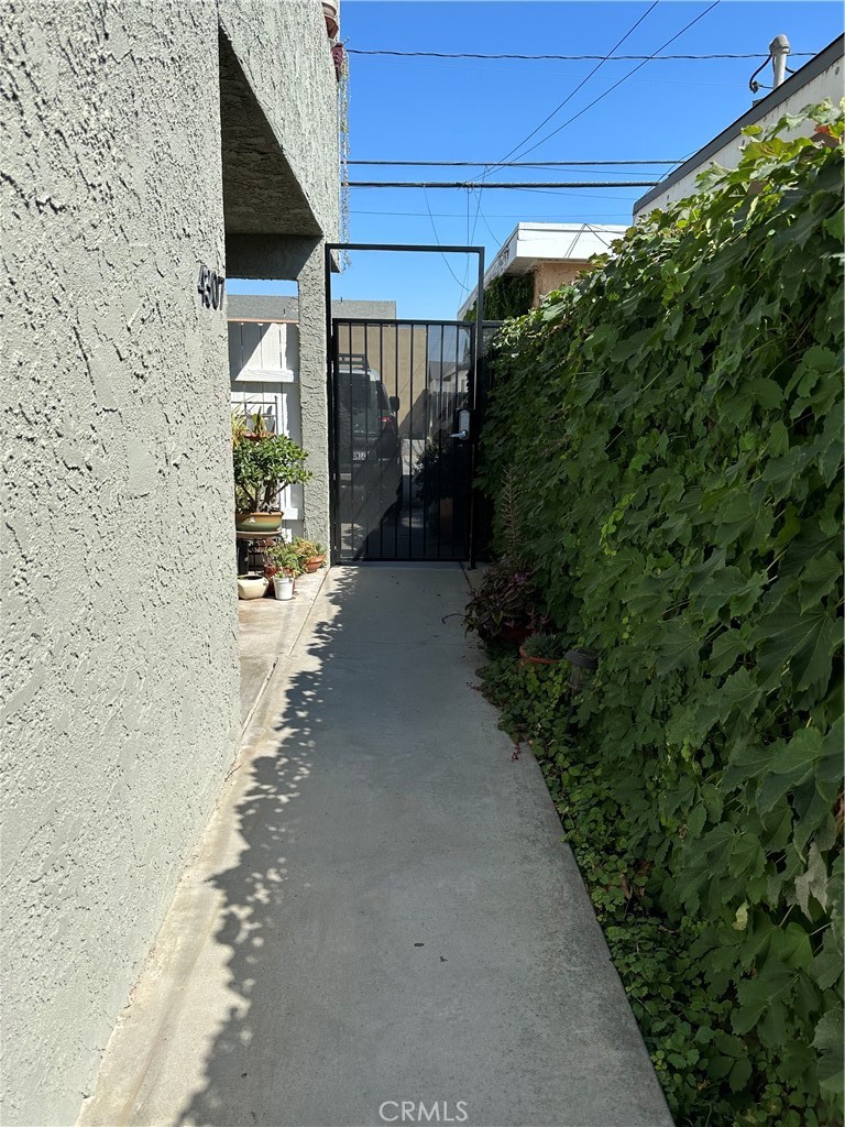 Los Alamitos - Residential Lease