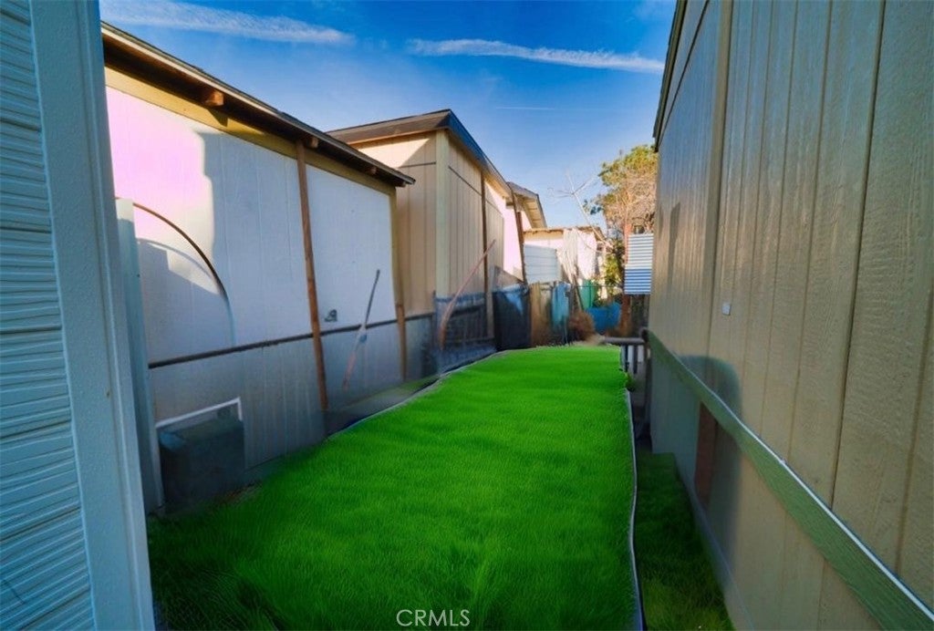 23450 Newhall SPC 34