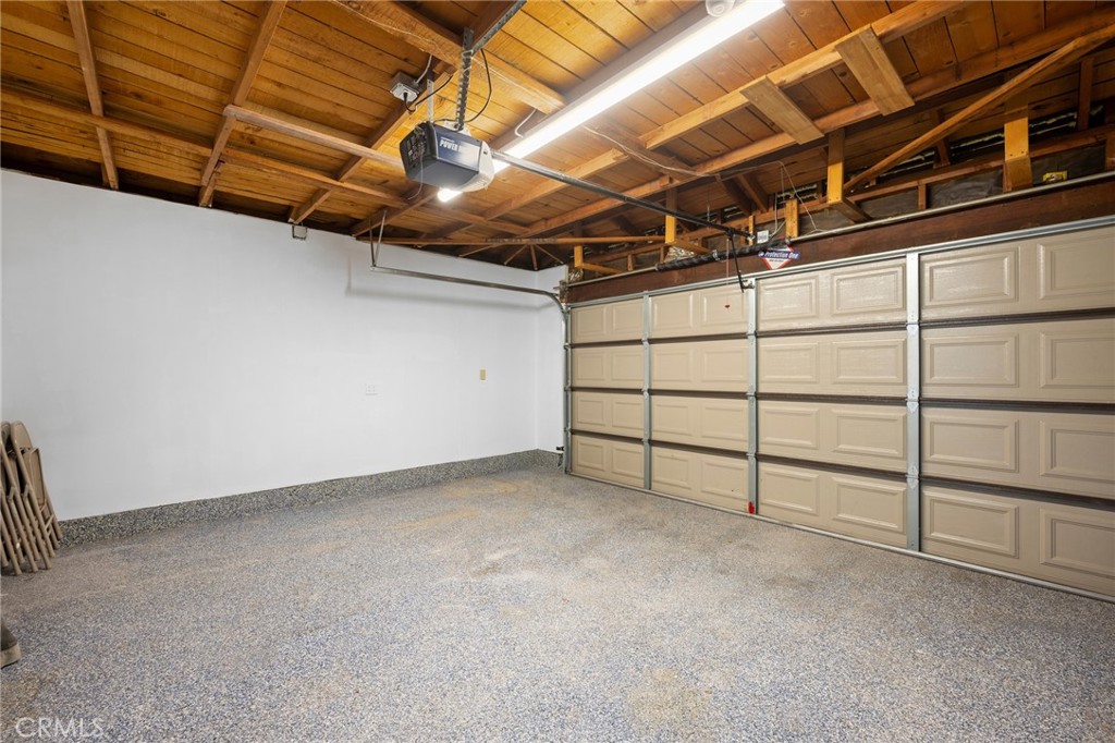 Not Applicable-105 - Residential Lease