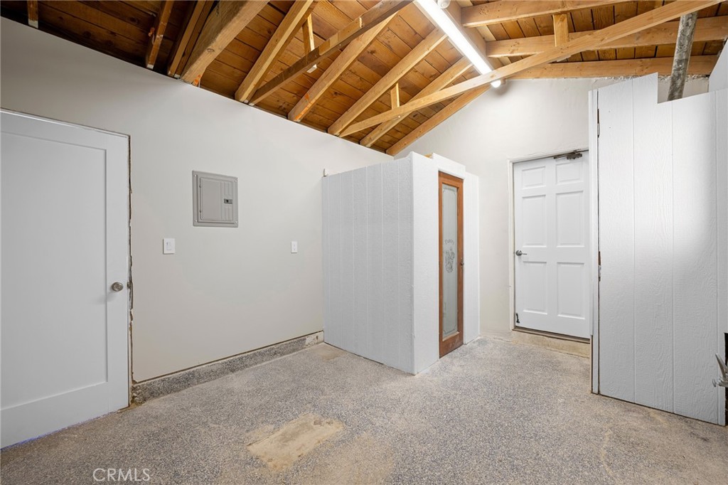 Not Applicable-105 - Residential Lease