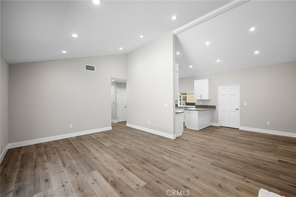 Not Applicable-105 - Residential Lease