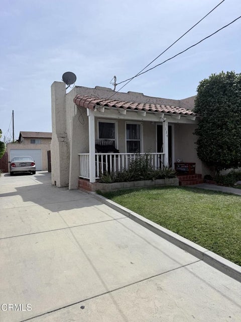 Photo of 124 W Prospect Street, Ventura, CA 93001 (MLS # V1-36924)