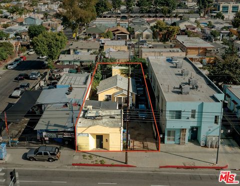 Photo of 6804 S Hoover Street, Los Angeles, CA 90044 (MLS # 26652945)