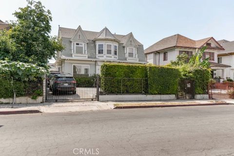 Photo of 1333 Arapahoe Street, Los Angeles, CA 90006 (MLS # SR25174634)