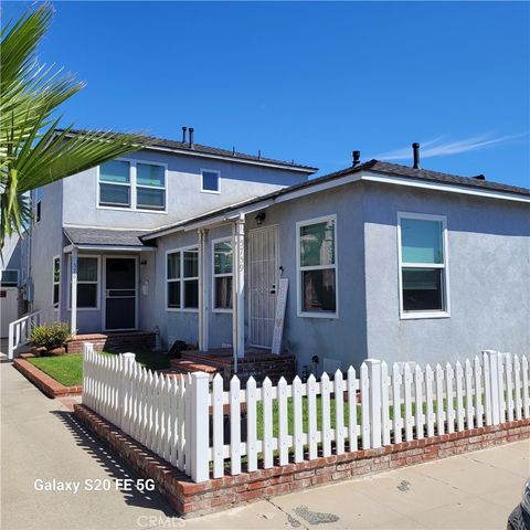 Photo of 5759 E 2nd St, Long Beach, CA 90803 (MLS # PW26075739)