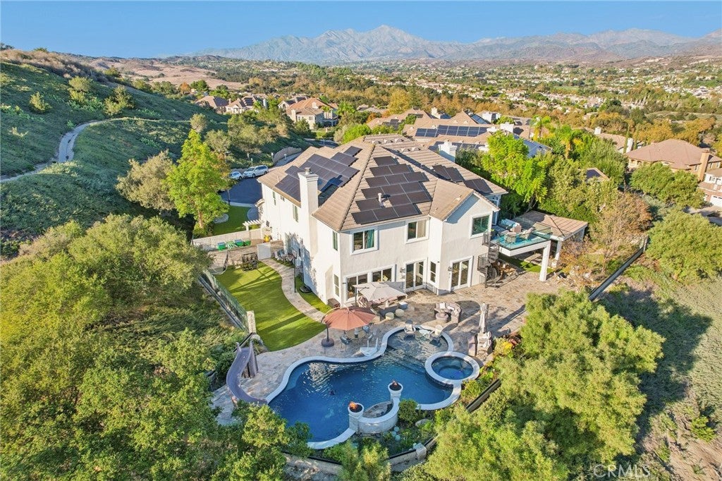 118 Vela Court