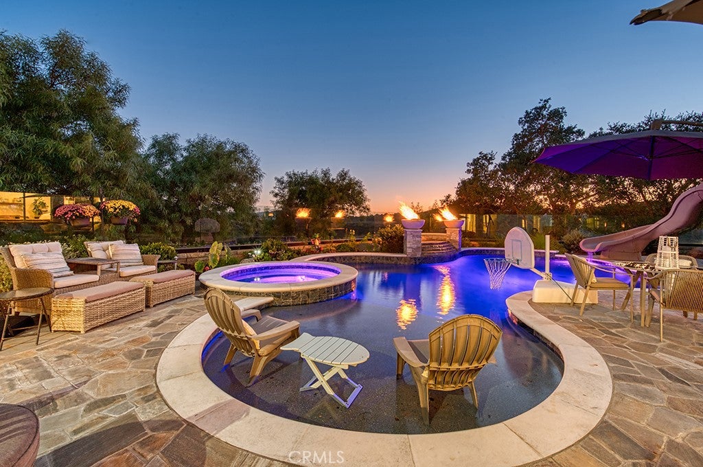 118 Vela Court