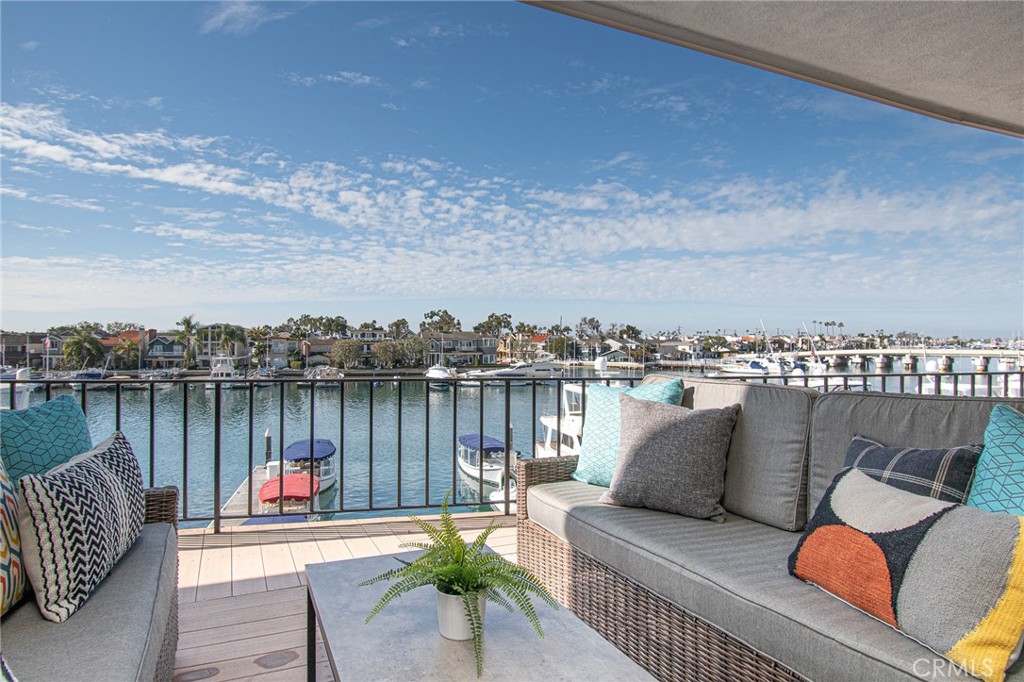Mai Kai Condos (MAIK) - Residential