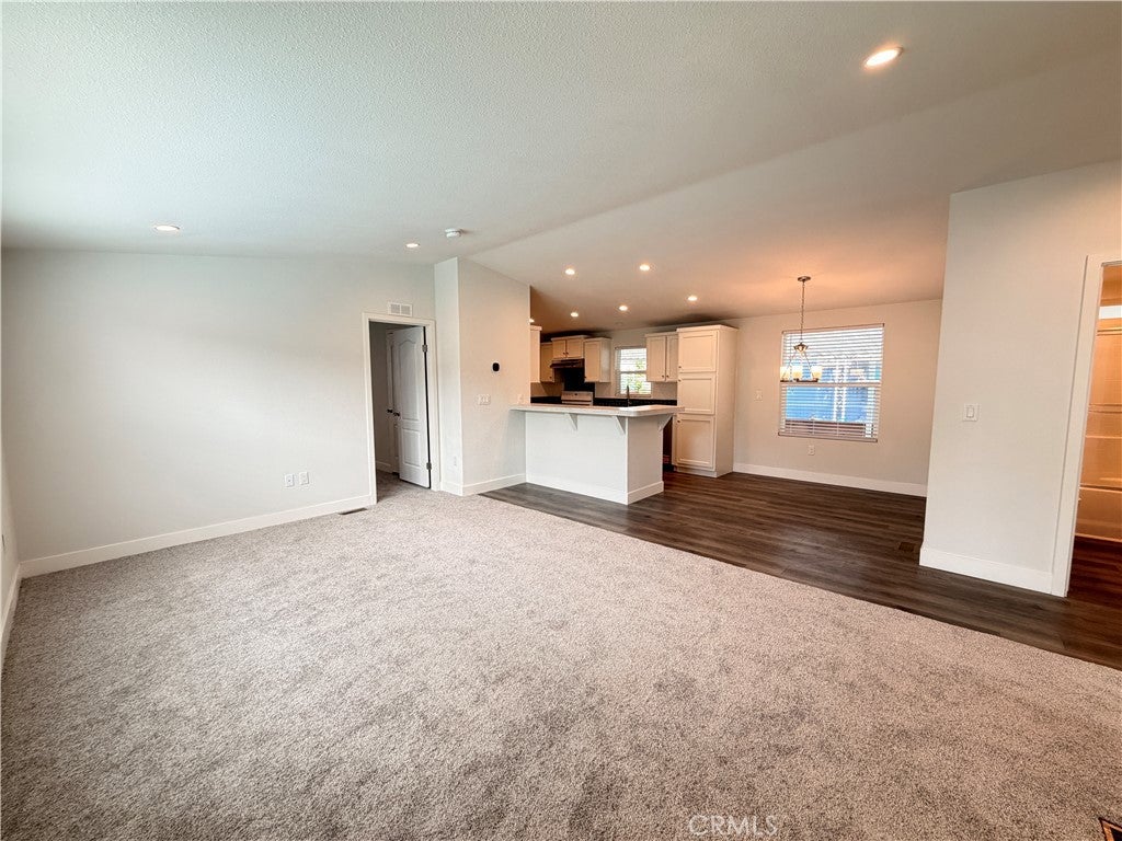 351 Bradley Ave 118