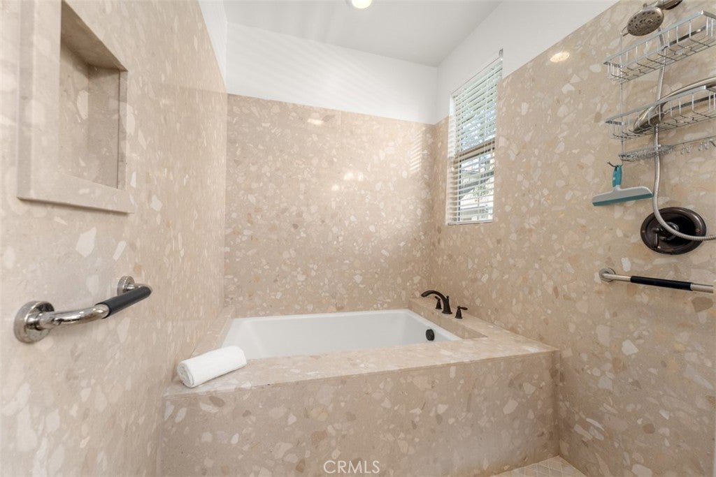 177 Bright Poppy, Irvine CA 92618 - Photo 18