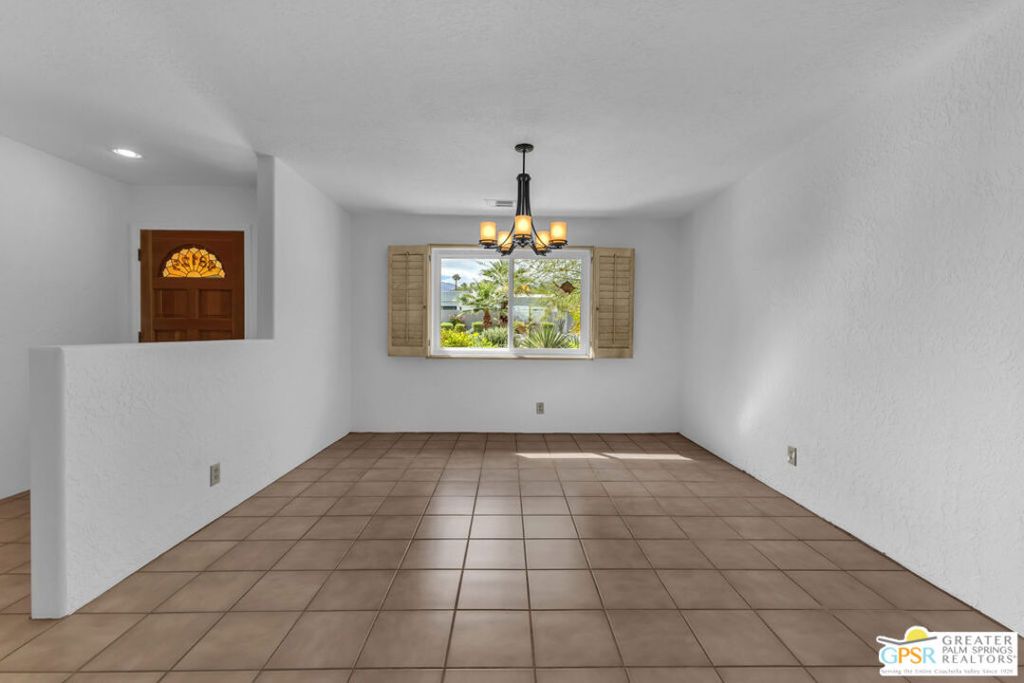 Photo of 48125 Anita Circle, Palm Desert, CA 92260 (MLS # 25606619PS)