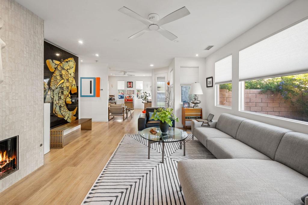 40 Shoreline Drive