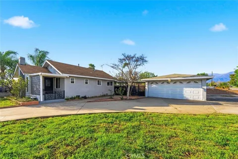 MLS: RS26079706
