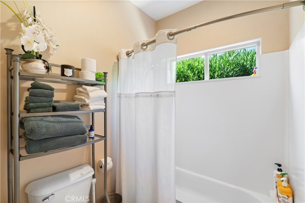 listing image 130725510281340463426