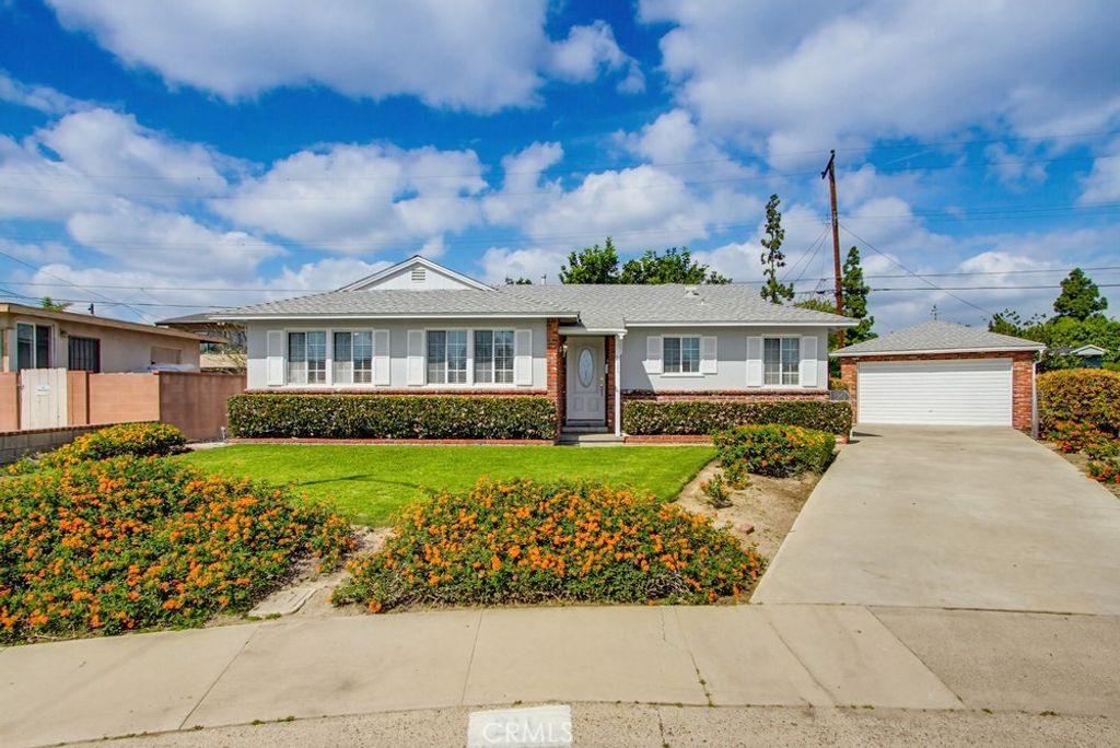 Photo of 211 S Date E, Anaheim, CA 92805 (MLS # OC26051832)