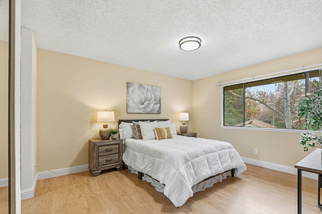 BLOSSOM HILL - Residential