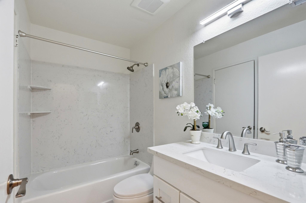 BLOSSOM HILL - Residential