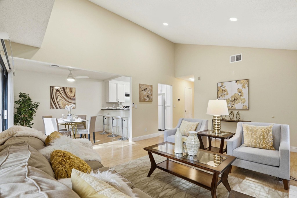 BLOSSOM HILL - Residential