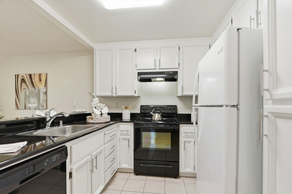 BLOSSOM HILL - Residential