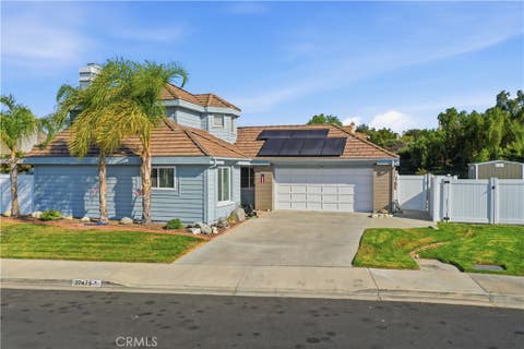 Photo of 37475 Cole Creek Court, Murrieta, CA 92562 (MLS # SW26176837)