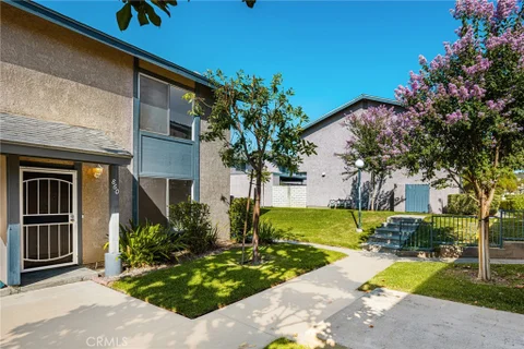MLS: TR26204840