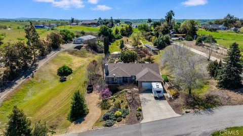 Photo of 5130 Stagg Hill Place, Paso Robles, CA 93446 (MLS # NS26105169)