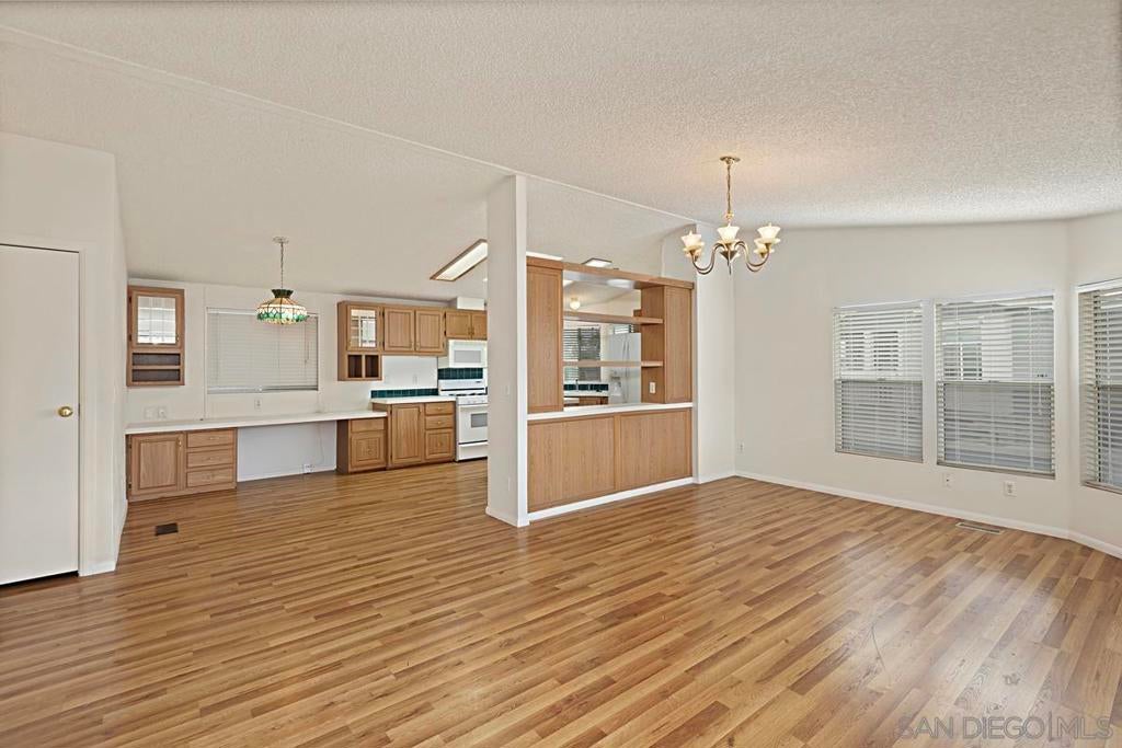 8545 Mission Gorge Rd 348