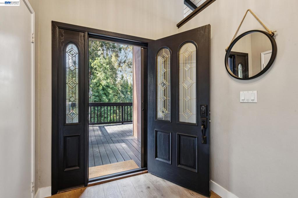 15 Surmont Ct Ct, Lafayette CA 94549
