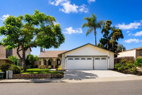 Photo of 1021 Hazen DR, San Marcos, CA 92069 (MLS # 260021341SD)
