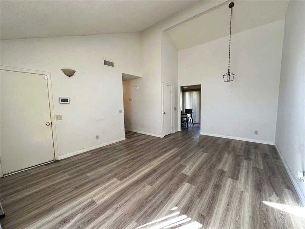 1228 Hogan